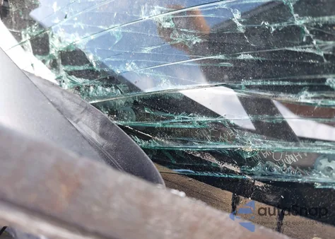 2015 Honda Cr-V Lx z USA, uszkodzony, nr VIN 2HKRM4H31FH615105